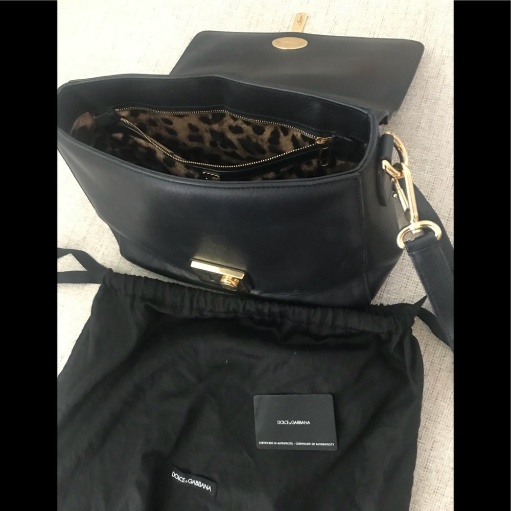 Dolce & Gabbana Miss Linda Saffiano leather handle bag with gold-tone - Picture 5 of 16